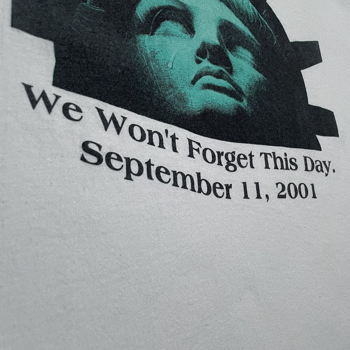 00s  ９．１１同時多発テロの追悼Ｔｅｅ  “ツラ良すぎんだろ。笑”