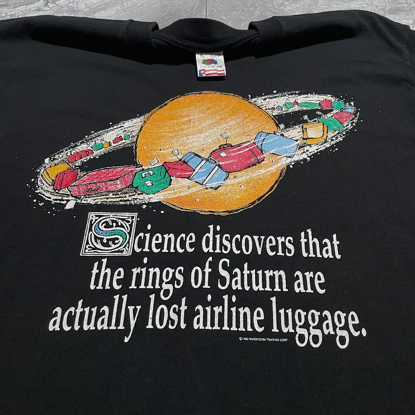 90s  ロスバケでこのサークルモチーフのデザイン良すぎんだろ、、(紛失荷物)  “ フルーツ一枚タグのシングル×シングルでＸＬサイズというのもだいぶ偉いす。(^_^;)”