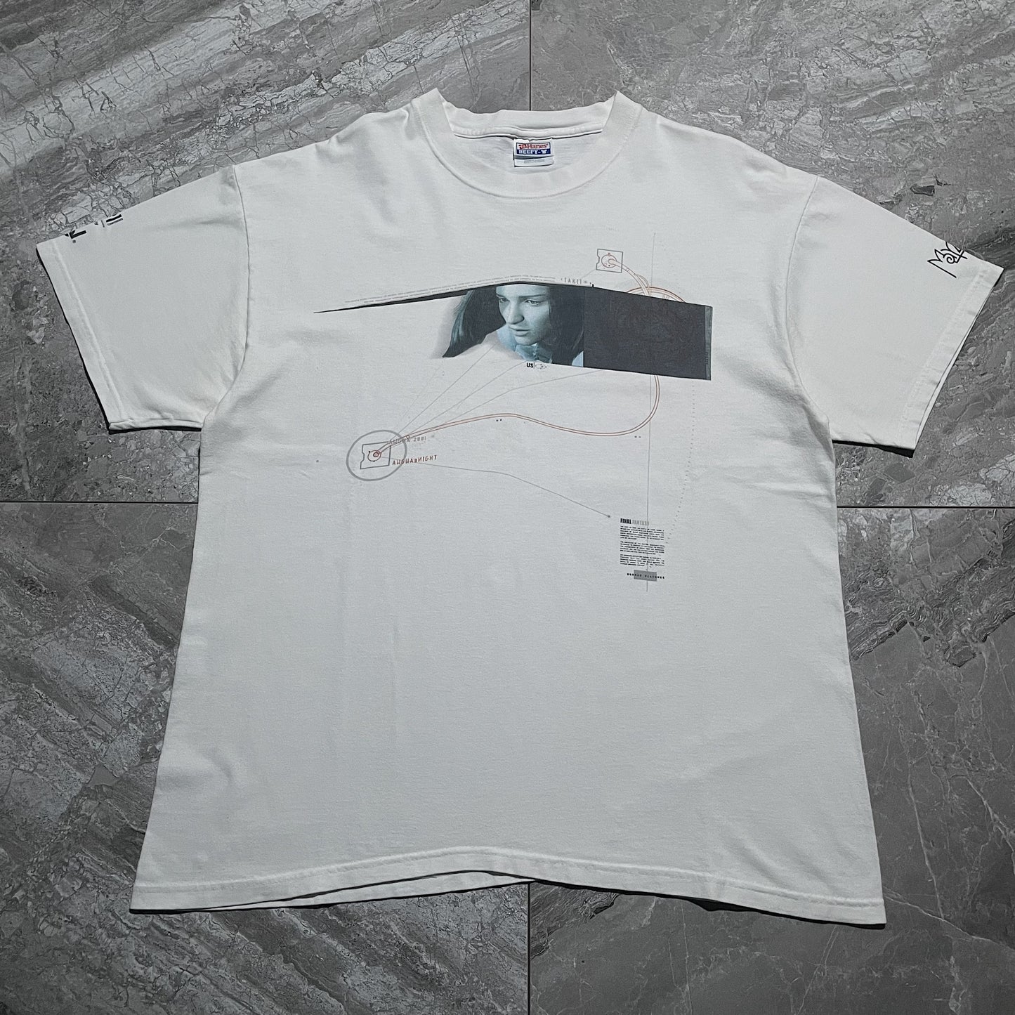 00s  映画版ファイナルファンタジー  “オフィシャル規格ほんまにエグいて。(このＴシャツ他に説明出来るコレクターいない説)”